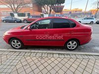 Usado Seat Cordoba Reference 105 CV (77 kW) 2007 Rojo Berlina
