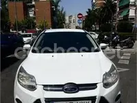 Usado Ford Focus Trend 115 CV (84 kW) 2014 Blanco Berlina