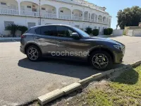 Usado Alfa Romeo Stelvio 200 CV (147 kW) 2018 Gris / plata SUV