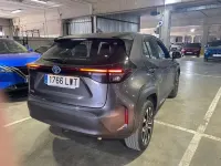 Usado Toyota Yaris Cross Active 116 CV (85 kW) 2022 Gris SUV