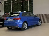 Usado Audi A3 Sportback e-tron Premium 204 CV (150 kW) 2020 Azul Utilitario