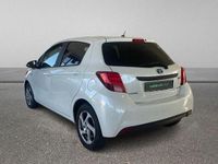 Usado Toyota Yaris Active 100 CV (73 kW) 2016 Blanco