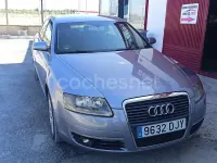 Usado Audi A6 180 CV (132 kW) 2005 Gris / plata Berlina