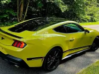 Usado Ford Mustang Fastback 291 CV (214 kW) 2025 Amarillo Coupe