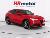 Usado Alfa Romeo Stelvio Sprint 190 CV (139 kW) 2022 Rojo SUV
