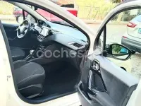 Usado Peugeot 208 Style 110 CV (80 kW) 2017 Blanco Utilitario