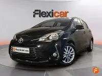 Usado Toyota Yaris City 69 CV (50 kW) 2017 Negro
