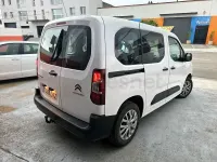 Usado Citroën Berlingo Live 102 CV (75 kW) 2021 Blanco Monovolumen