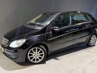 Usado Mercedes B200 136 CV (100 kW) 2006 Negro Monovolumen