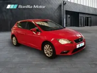 Usado Seat Leon Style 105 CV (77 kW) 2014 Rojo Berlina