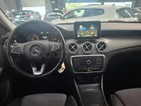 Usado Mercedes GLA200 Style 136 CV (100 kW) 2016 Negro SUV