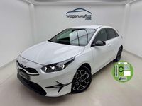 Usado Kia Ceed Style 101 CV (74 kW) 2025 Blanco Utilitario