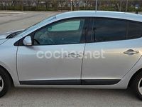 Usado Renault Mégane Dynamique 110 CV (80 kW) 2010 Gris / plata Berlina