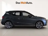 Usado Seat Arona FR 115 CV (84 kW) 2025 Gris SUV