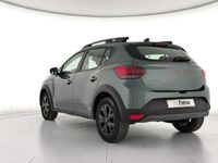 Usado Dacia Sandero Extreme 100 CV (73 kW) 2025 Verde Berlina