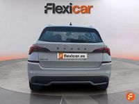 Usado Skoda Kamiq Active 110 CV (80 kW) 2021 Blanco SUV