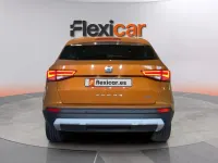 Usado Seat Ateca 4Drive 150 CV (110 kW) 2018 Naranja SUV