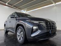Usado Hyundai Tucson 115 CV (84 kW) 2022 Gris / plata SUV