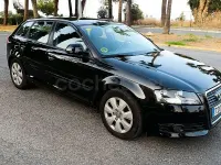 Usado Audi A3 Ambiente 105 CV (77 kW) 2009 Negro Utilitario