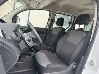 Begagnad Renault Kangoo LIMITED 90 HK (66 kW) 2019 Vit Minibuss