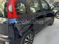 Usado Fiat Panda Lounge 85 CV (62 kW) 2012 Azul Utilitario