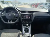 Usado Skoda Octavia Style 116 CV (85 kW) 2018 Marrón Familiar