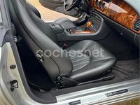 Usado Jaguar XK8 290 CV (213 kW) 2002 Gris / plata Coupe