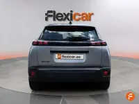 Usado Peugeot 2008 Active 100 CV (73 kW) 2023 Gris SUV