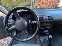 Usado Mazda 323F 90 CV (66 kW) 1992 Gris / plata Berlina