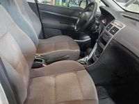 Usado Peugeot 307 110 CV (80 kW) 2003 Gris Utilitario