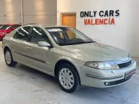 Usado Renault Laguna II Privilege 135 CV (99 kW) 2003 Verde Berlina