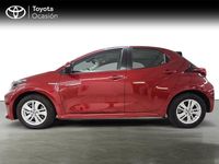 Usado Toyota Yaris Active 116 CV (85 kW) 2021 Rojo Utilitario