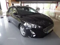 Usado Ford Focus Trend 120 CV (88 kW) 2021 Negro Familiar