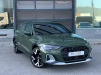 Usado Audi A3 Ambiente 150 CV (110 kW) 2024 Verde Berlina