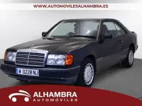 Usado Mercedes E300 220 CV (161 kW) 1990 Gris Coupe