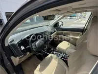 Usado Mitsubishi Outlander 150 CV (110 kW) 2017 Gris / plata SUV