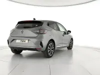 Usado Renault Clio V Techno 101 CV (74 kW) 2025 Gris Berlina