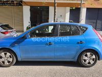 Usado Hyundai i30 Classic 109 CV (80 kW) 2010 Azul Berlina