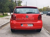 Usado VW Polo Advance 70 CV (51 kW) 2012 Rojo Berlina