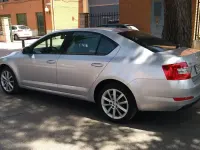 Usado Skoda Octavia Active 105 CV (77 kW) 2014 Gris Utilitario