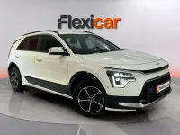 Usado Kia Niro 141 CV (103 kW) 2022 Blanco SUV