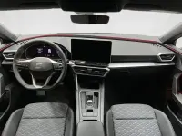 Usado Seat Leon FR 204 CV (150 kW) 2026 Rojo Berlina