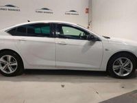 Usado Opel Insignia Business Elegance 122 CV (89 kW) 2022 Blanco Berlina