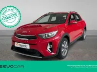 Usado Kia Stonic 79 CV (58 kW) 2024 Rojo SUV