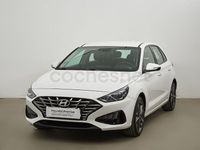 Usado Hyundai i30 110 CV (80 kW) 2024 Blanco Berlina
