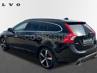 Usado Volvo V60 R-Design Momentum 120 CV (88 kW) 2017 Negro Familiar