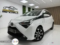 Używany Toyota Aygo X-play 72 KM (52 kW) 2020 Biały Hatchback