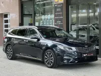 Usado Kia Optima 136 CV (100 kW) 2019 Azul Familiar