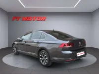 Usado VW Passat Executive 150 CV (110 kW) 2022 Gris Berlina