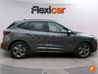 Usado Ford Kuga ST-Line 150 CV (110 kW) 2025 Gris / plata SUV